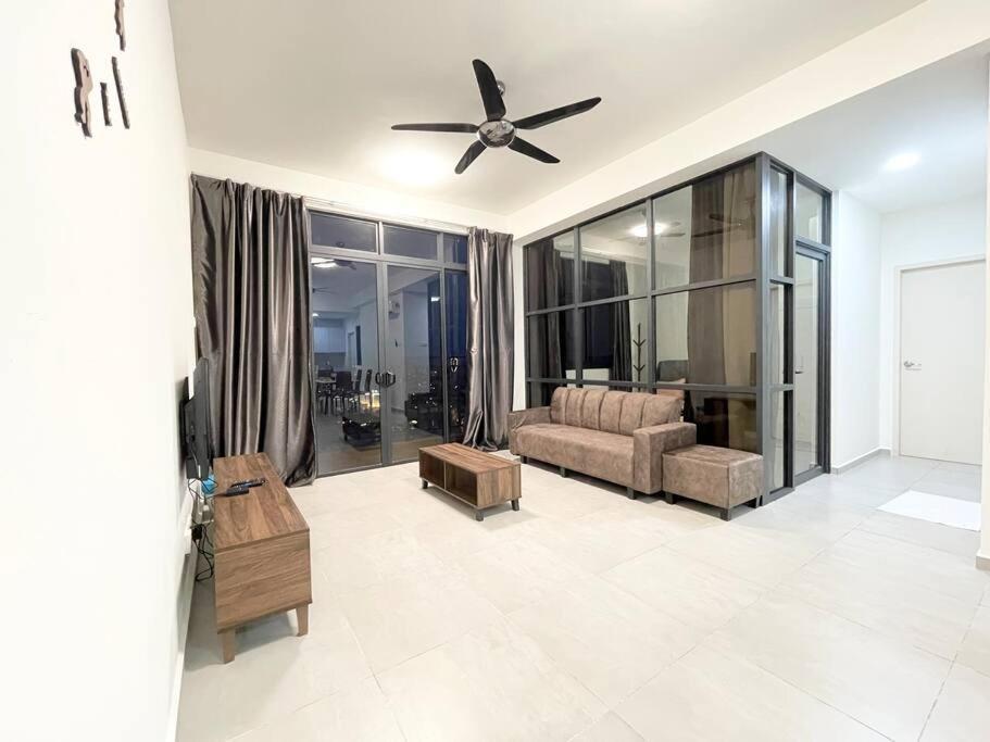 Quartz Near To Jonker Walk With Infinity Pool Cozy 3B2B Διαμέρισμα Malacca Εξωτερικό φωτογραφία